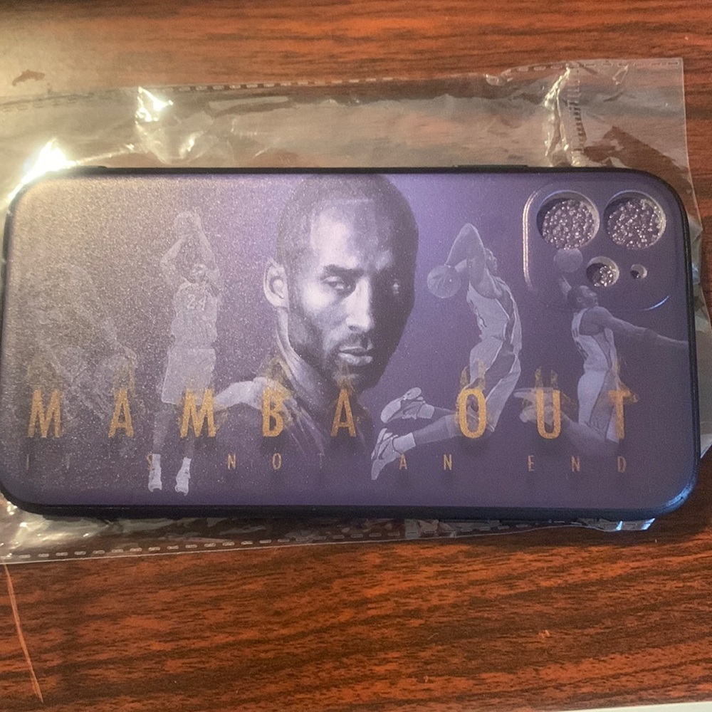 NWT Kobe phone case for IPhone 11.